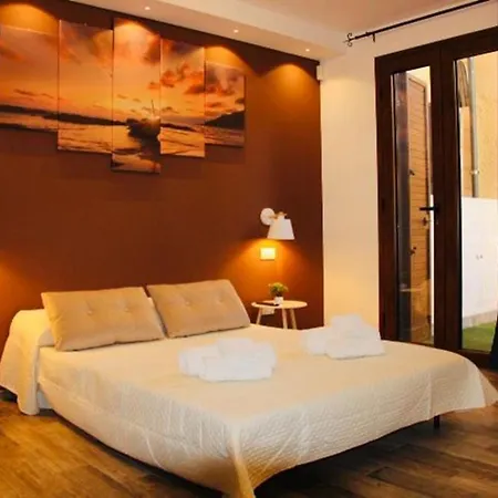 Residenza Santa Chiara Гостьовий будинок 3*